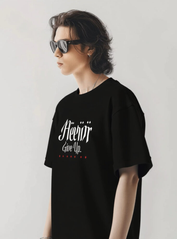 Never Give Up Oversized Tee