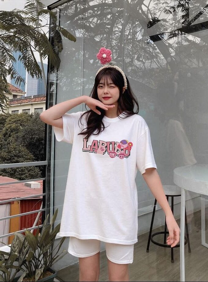 I am Cute Labubu (Pink) Oversized Tee