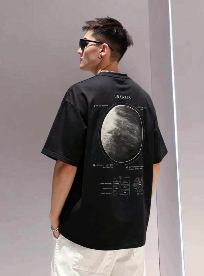 Uranus Oversized Tee