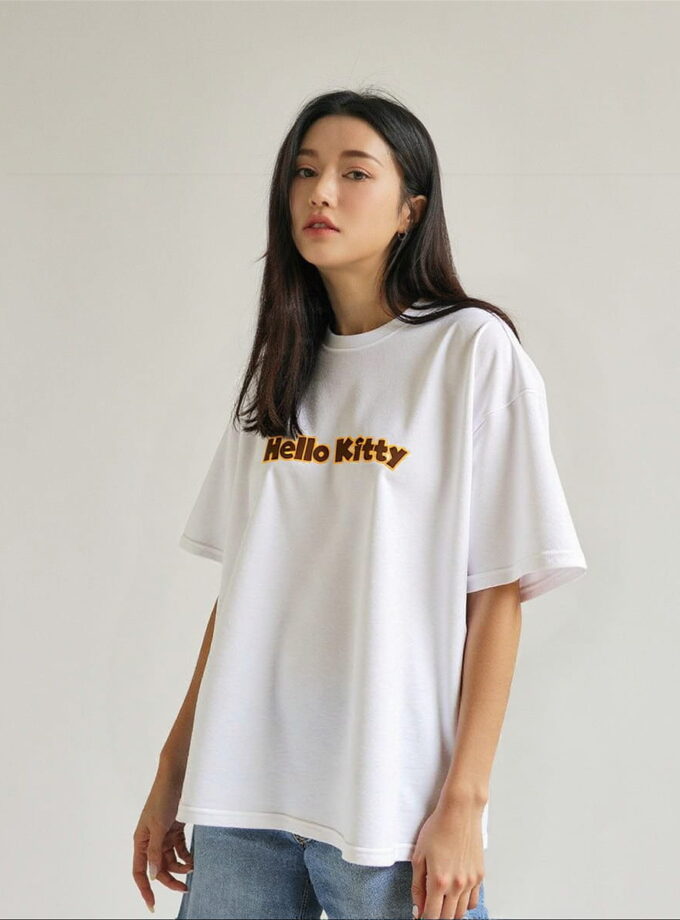 Hello Kitty Cute Panel Breakfast Brook Oversized Tee
