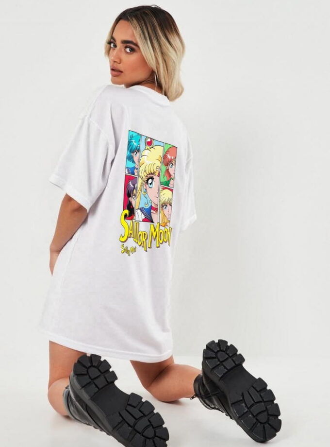 Sailor-Moon Oversized Tee